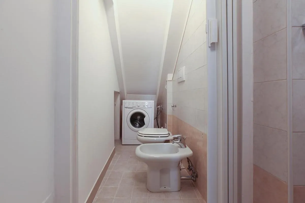 Spacious And Functional With 2 Bathrooms Mailand 0*,