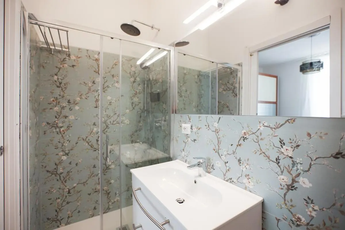 Spacious And Functional With 2 Bathrooms Mailand 0*,  Italien