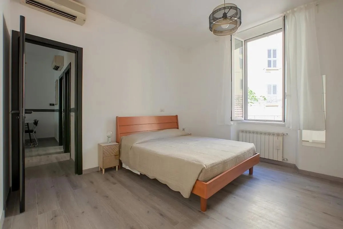 Spacious And Functional With 2 Bathrooms Milan 0*,